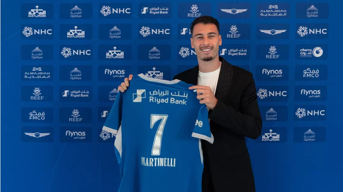 الهلال يضمّ البرازيلي مارتينيلي إلى صفوفه