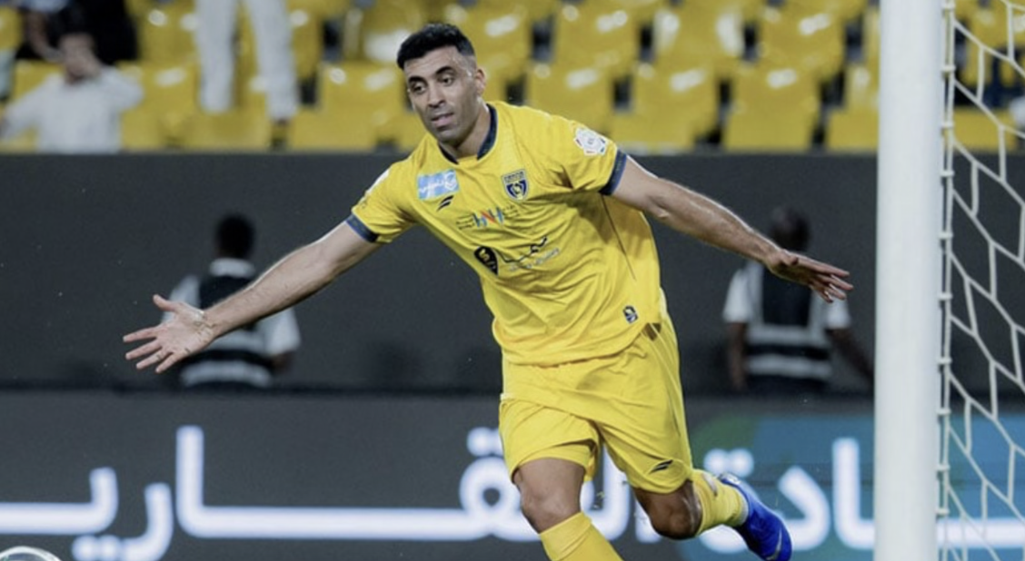 حمد الله ينفرد بصدارة المساهمات التهديفية في تاريخ الدوري السعودي