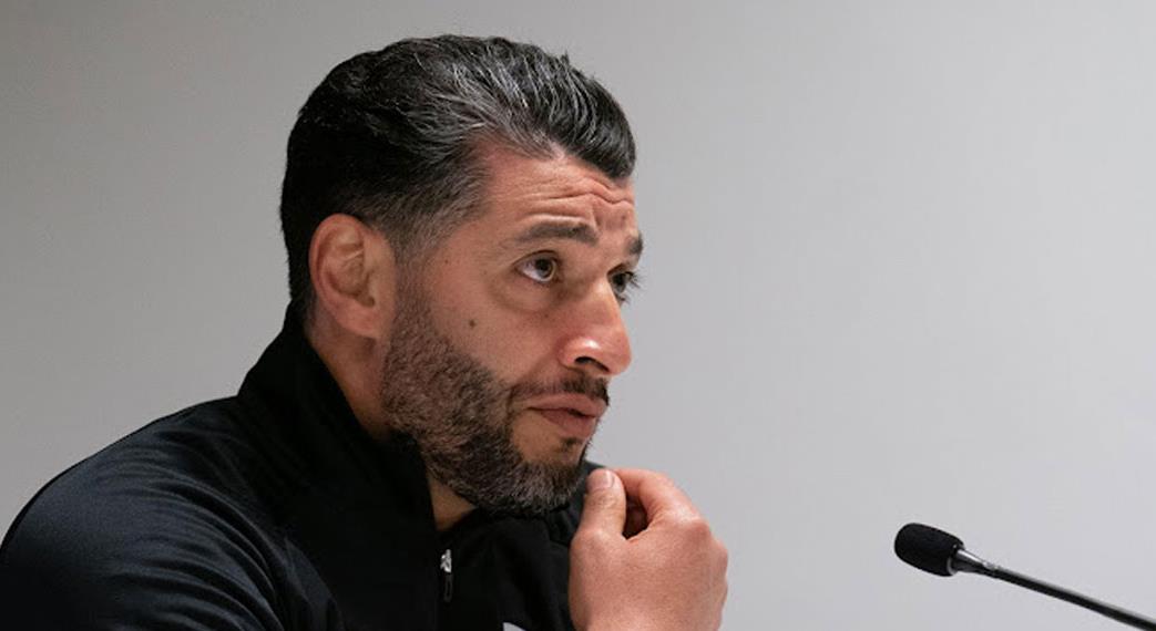 الشرعي يتوج بجائزة أفضل مدرب في الدوري البلجيكي لشهر شتنبر
