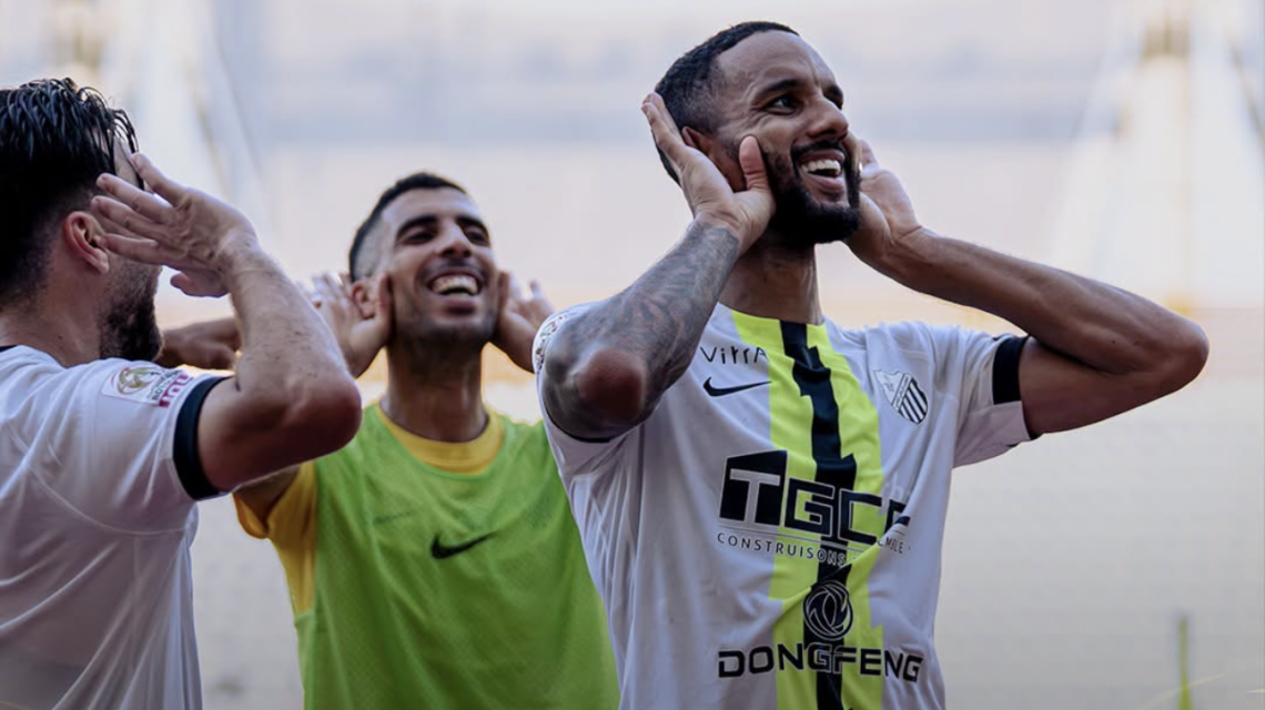 المغرب الفاسي يحقق تأهلا تاريخيا إلى دور مجموعات دوري أبطال أفريقيا