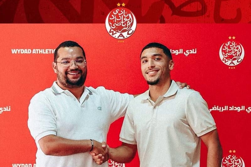 خطأ إداري يحرم الوداد من خدمات الثنائي هيتلي وجونيور